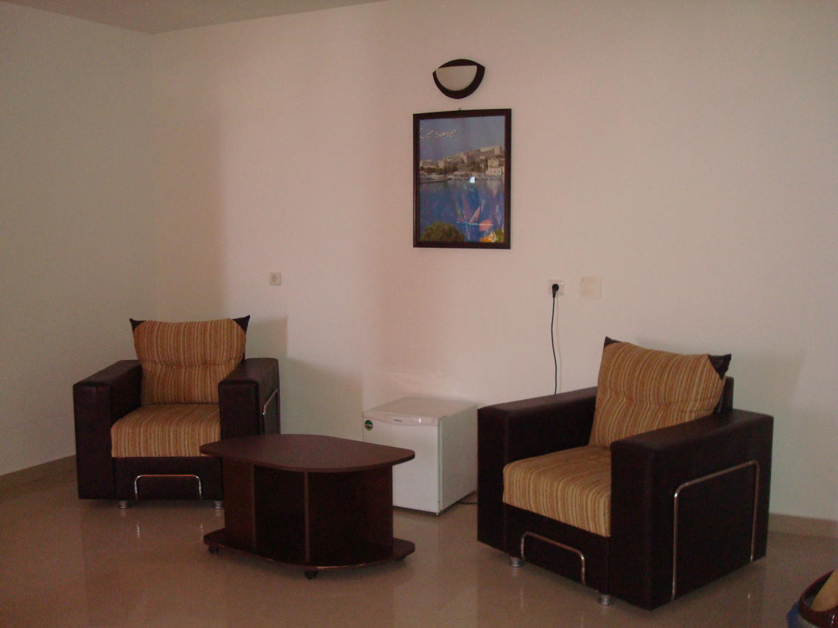Hotel Prestige Costinești Oda fotoğraf